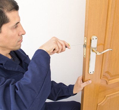Town Center Locksmith Shop Redwood City, CA 650-946-3219 Town Center Locksmith Shop Redwood City, CA 650-946-3219